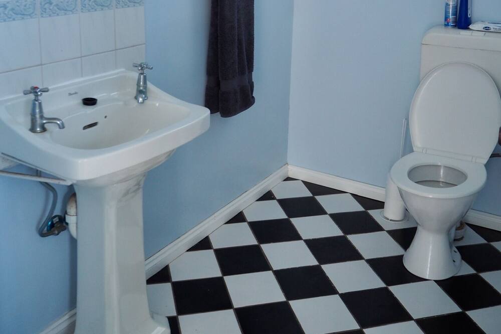 Photo of Bathroom in Emita