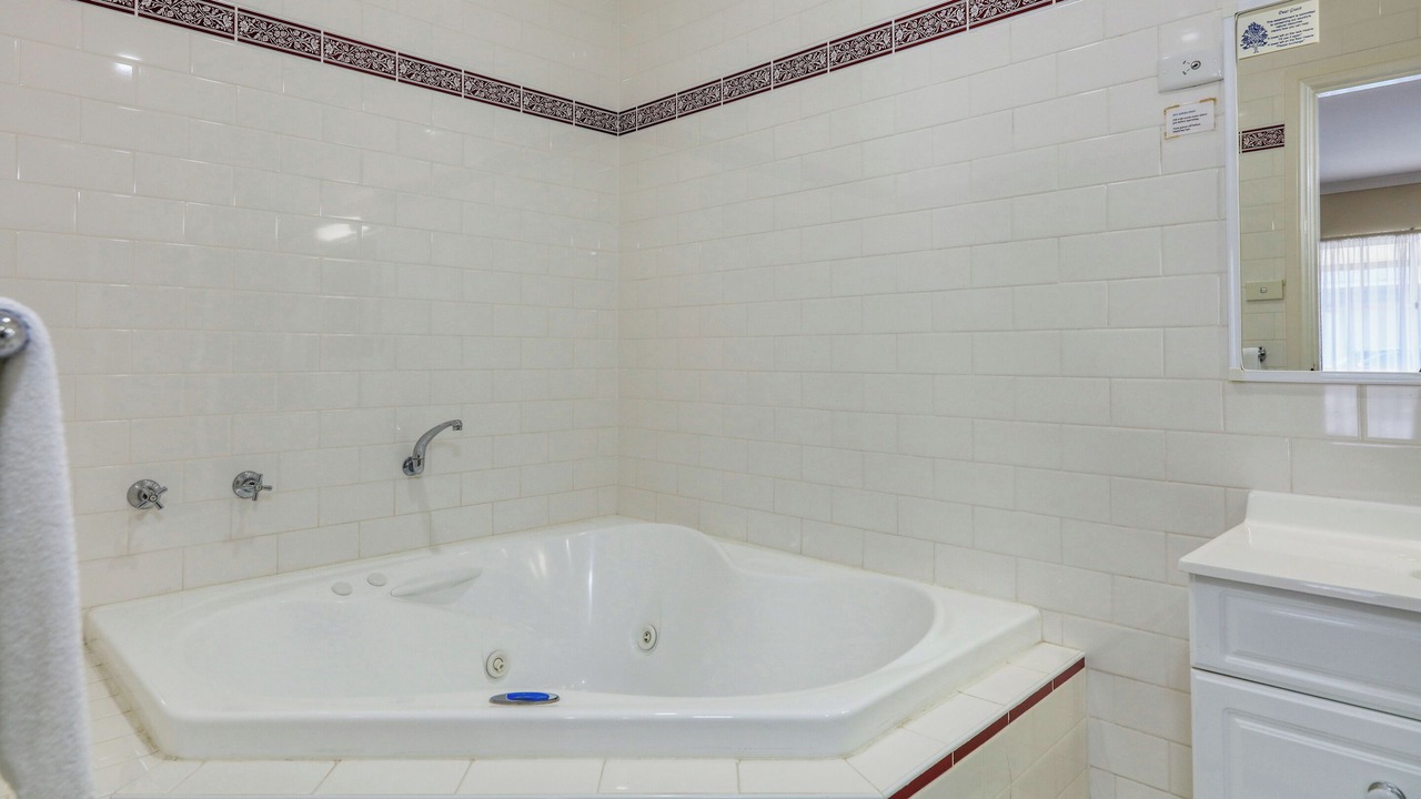 Photo of Bathroom in Cowra