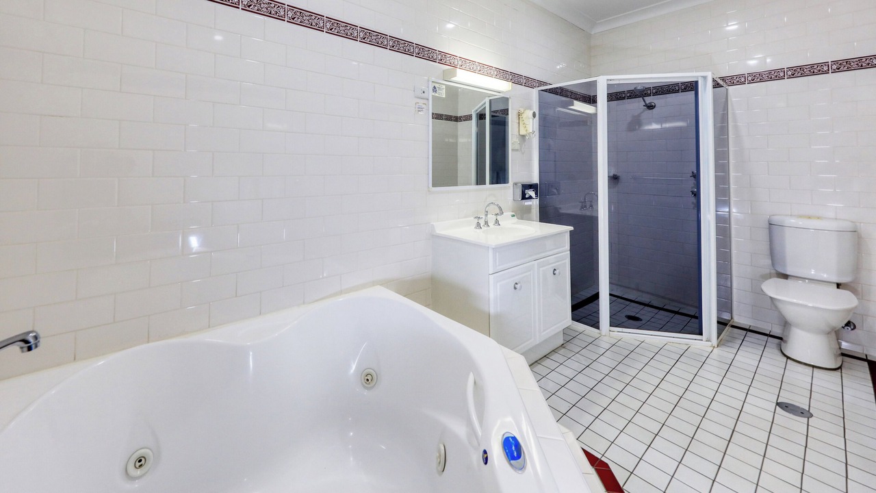 Photo of Bathroom in Cowra