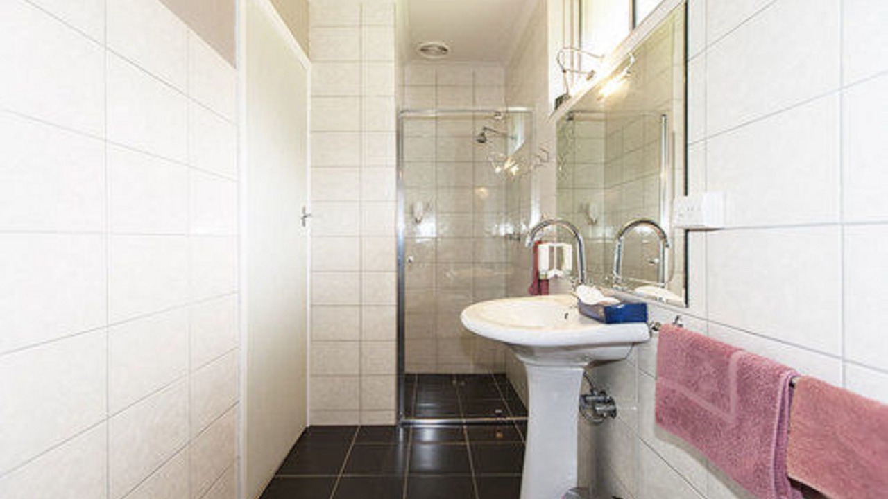 Photo of Bathroom in Halls Gap