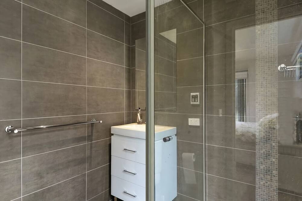 Photo of Bathroom in Anglesea