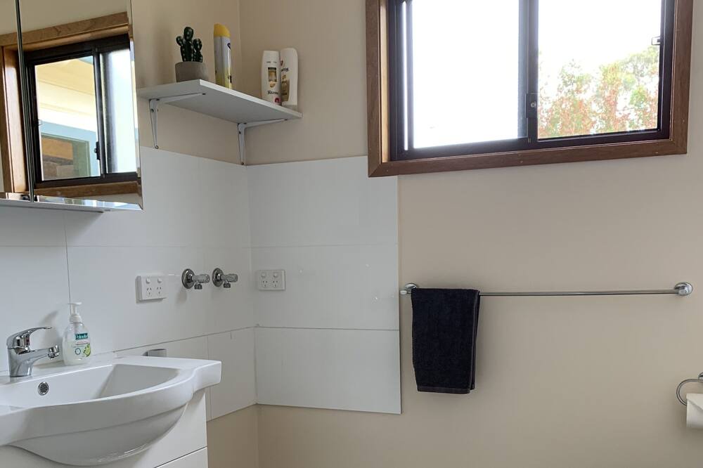 Photo of Bathroom in Umina Beach