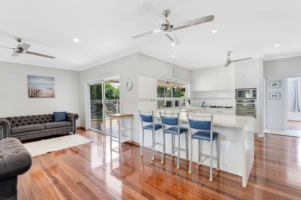 Photo of Livingroom in Redlynch