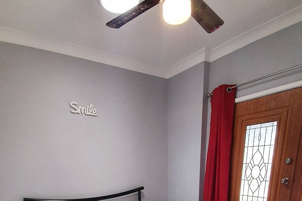 Photo of Bedroom in Aberdare