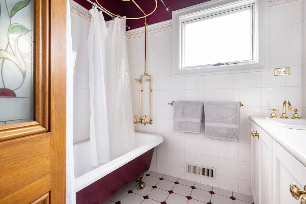 Photo of Bathroom in Mount Eliza