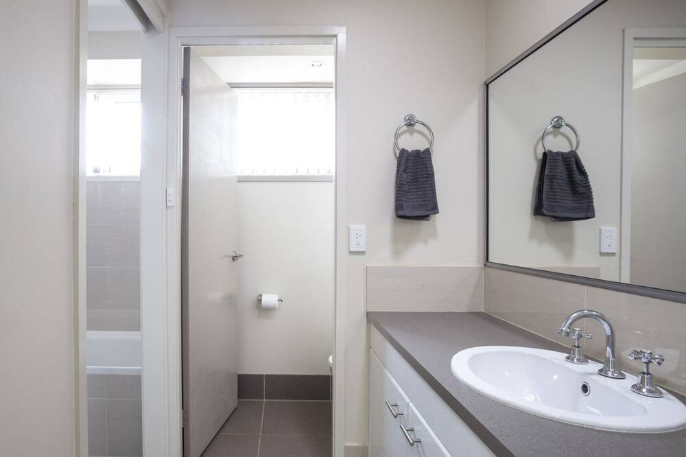 Photo of Bathroom in Kioloa