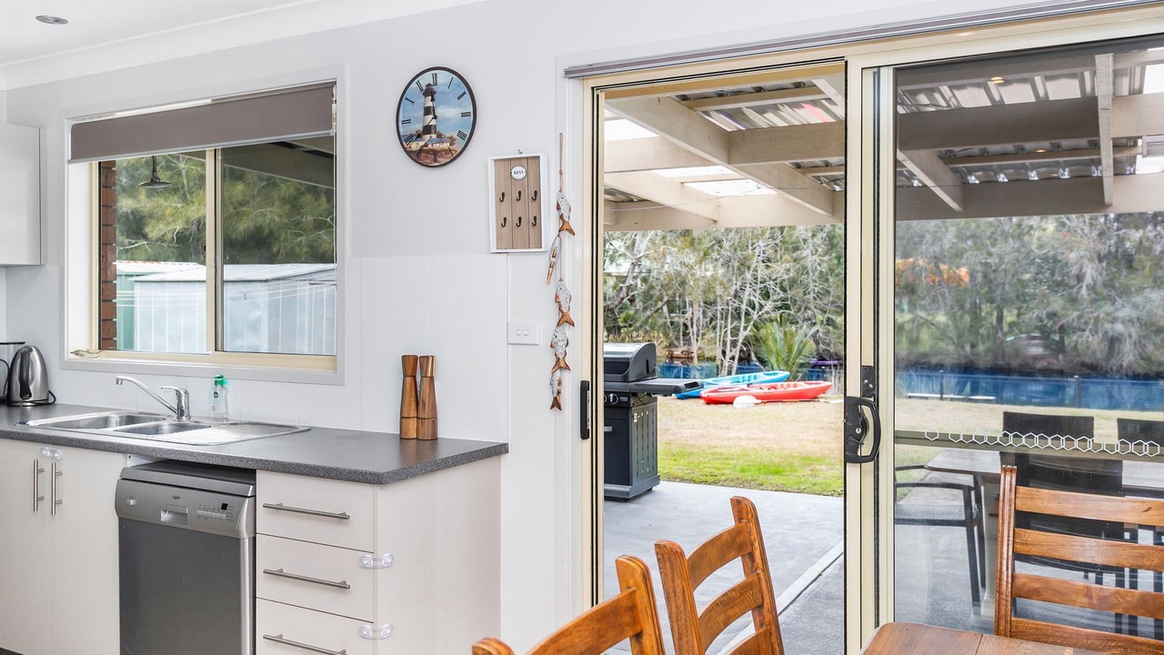 Photo of Kitchen in Conjola Park