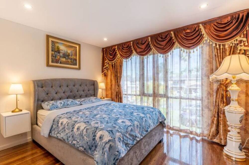 Photo of Bedroom in Sylvania Waters
