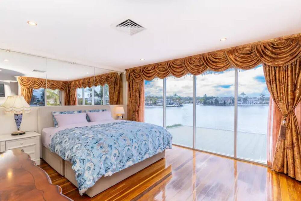 Photo of Bedroom in Sylvania Waters