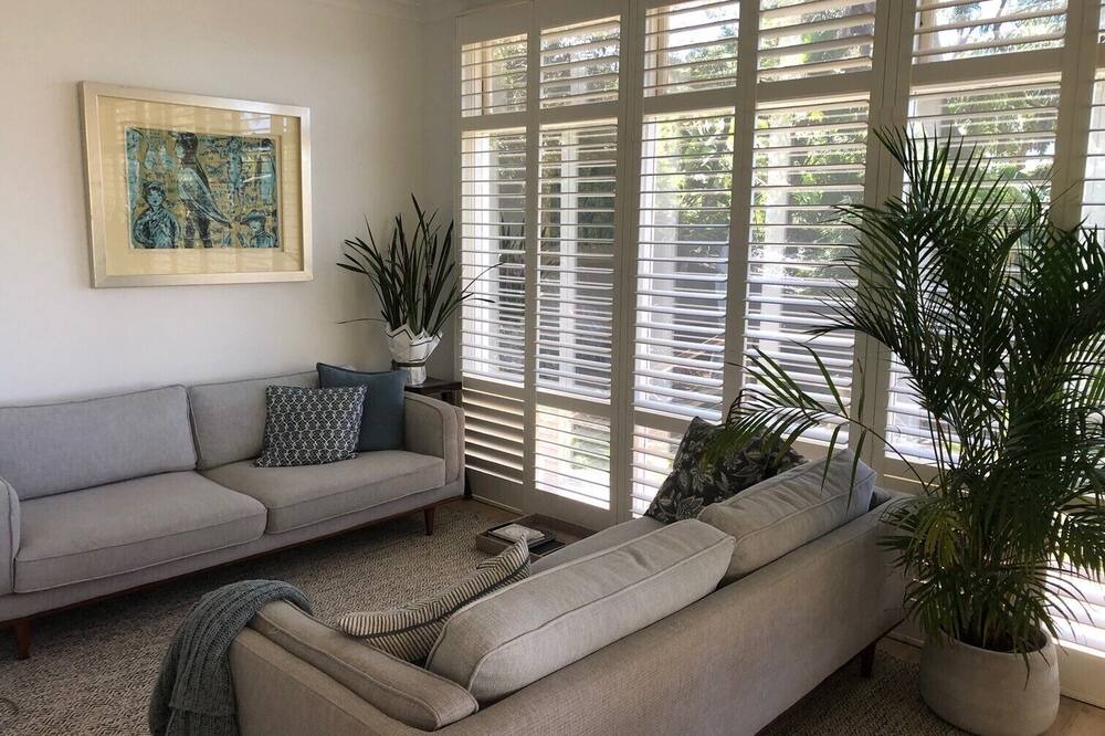 Photo of Livingroom in Avalon Beach