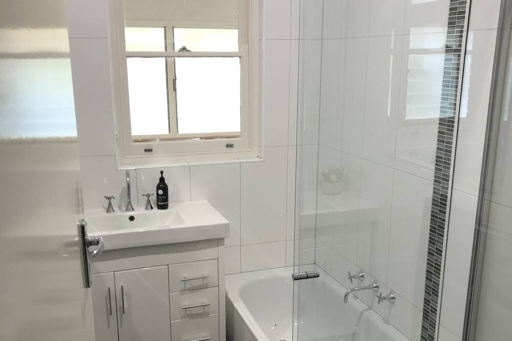 Photo of Bathroom in Tanunda