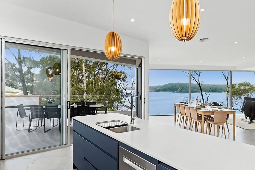 Photo of Kitchen in Denhams Beach