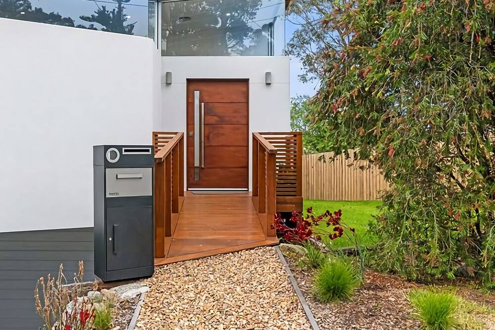 Photo of Outdoor in Denhams Beach