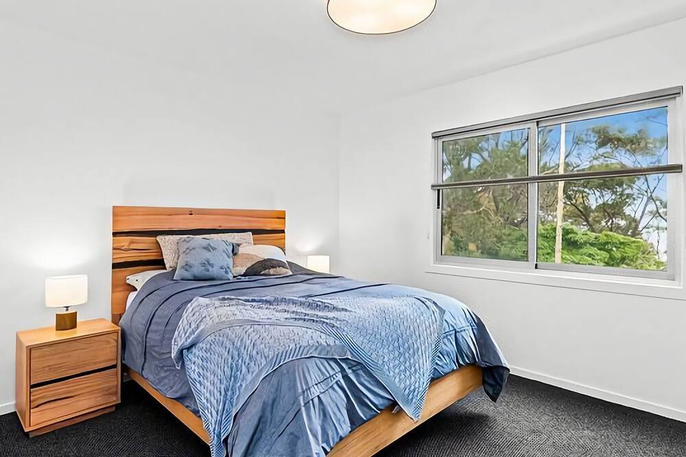 Photo of Bedroom in Denhams Beach