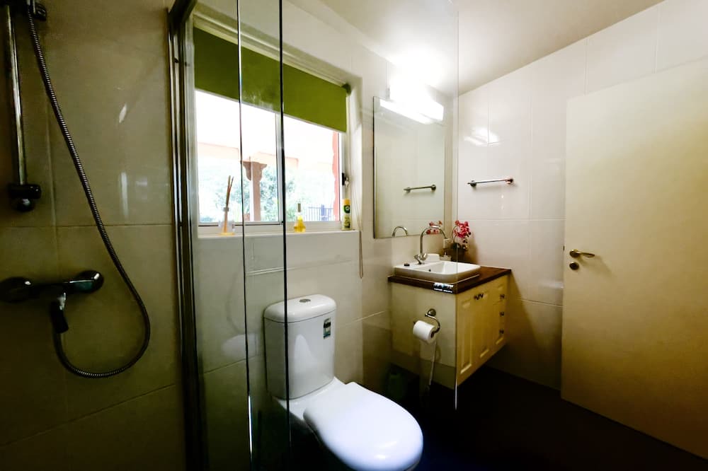 Photo of Bathroom in Maudsland