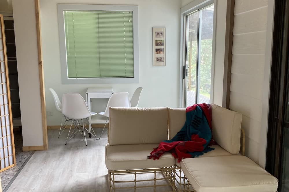 Photo of Livingroom in Mooloolah Valley