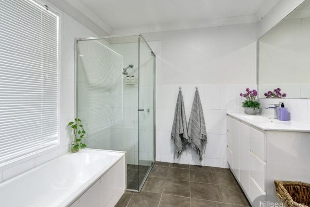 Photo of Others in Helensvale
