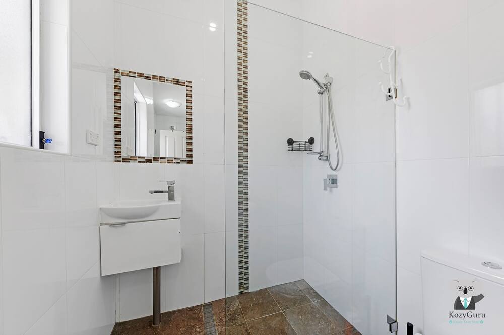 Photo of Bathroom in Arncliffe