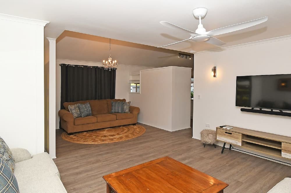 Photo of Livingroom in Toogoom