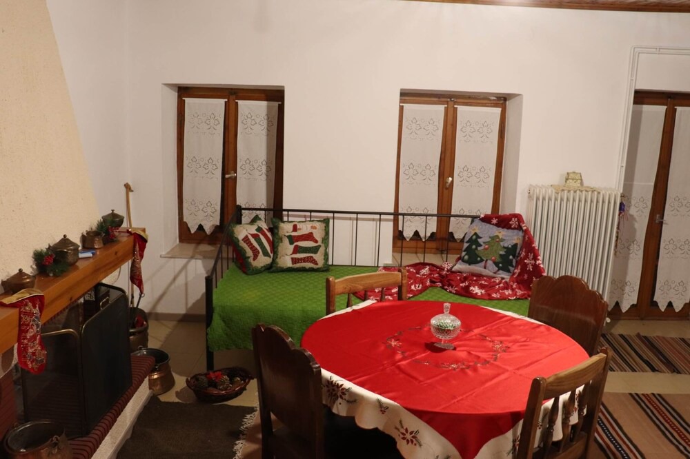 Photo of Others in Arachova
