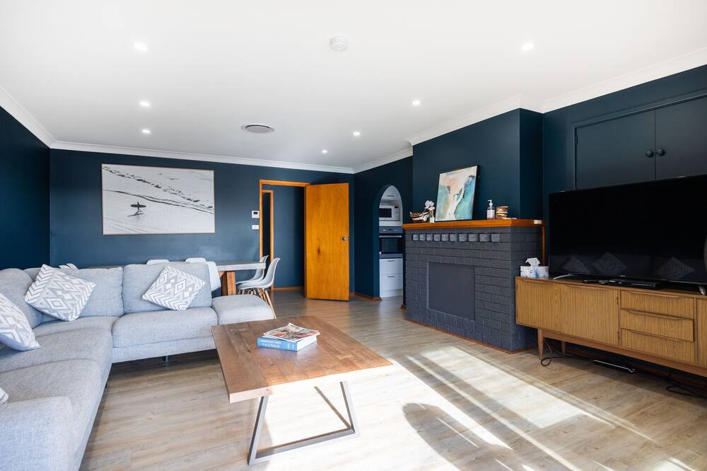 Photo of Livingroom in Dolphin Point