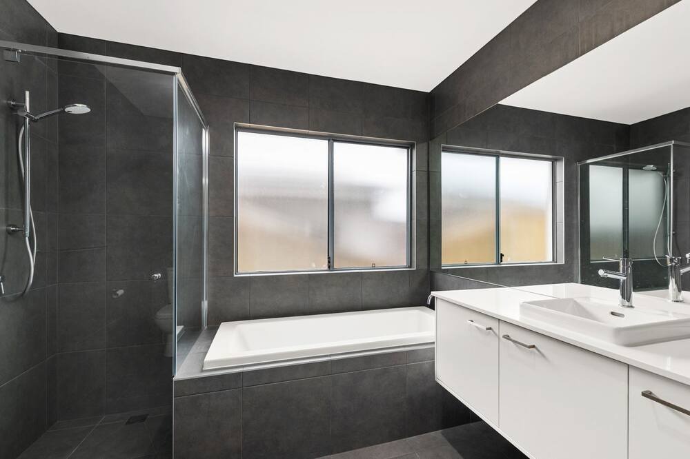 Photo of Bathroom in Boolaroo