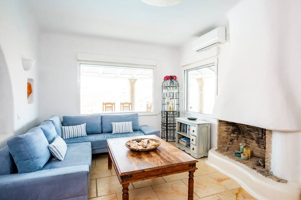 Photo of Livingroom in Paradise