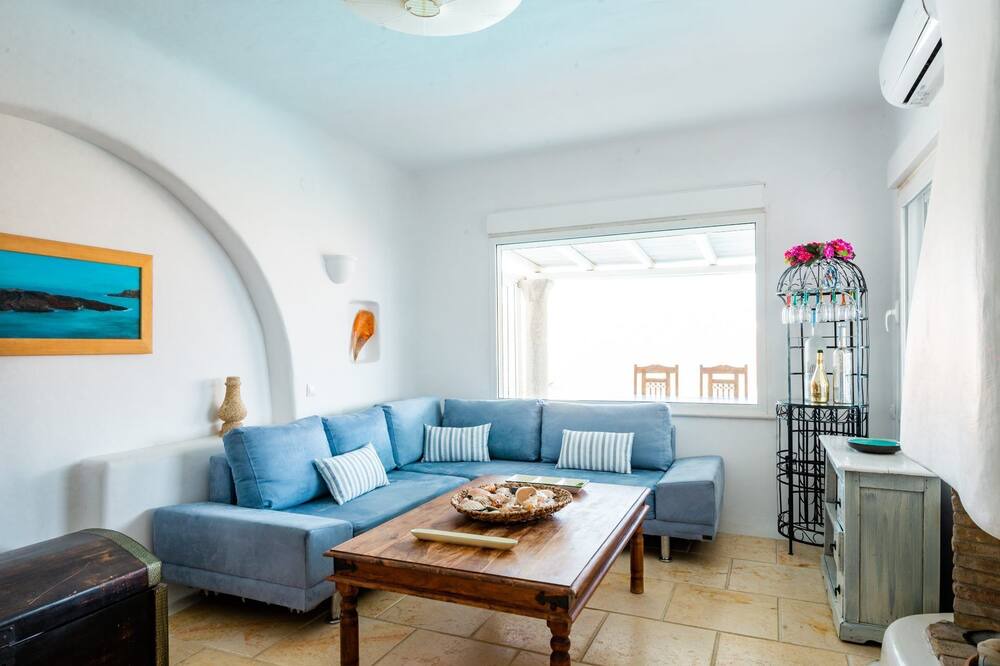 Photo of Livingroom in Paradise