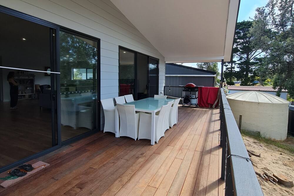 Photo of Patio Balcony in Paradise Beach