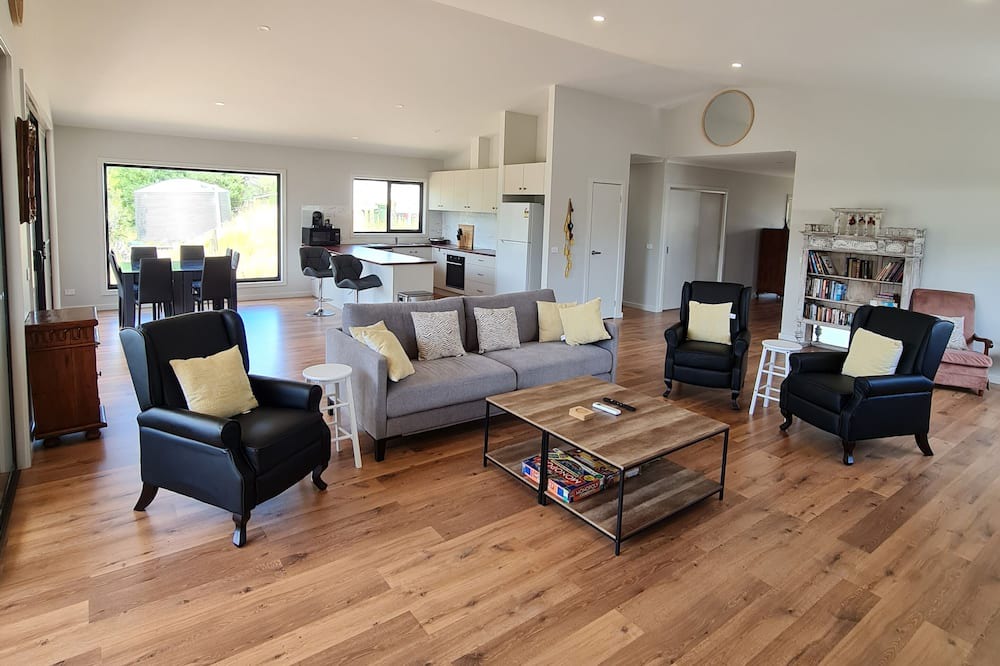 Photo of Livingroom in Paradise Beach