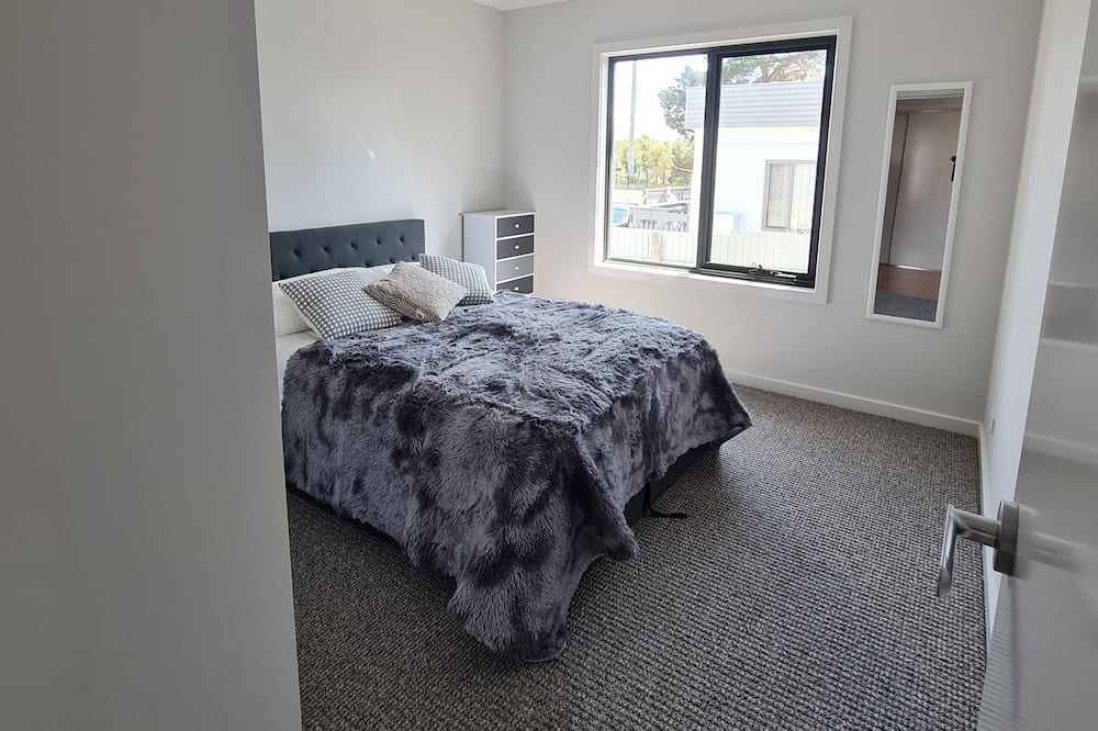 Photo of Bedroom in Paradise Beach