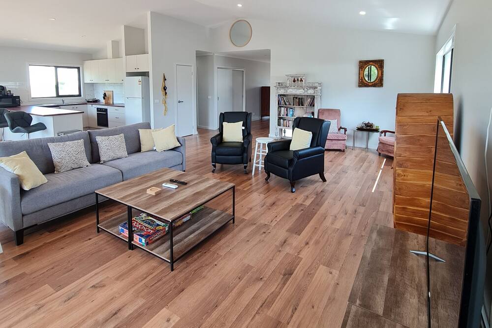 Photo of Livingroom in Paradise Beach