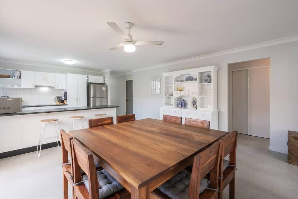 Photo of Others in Upper Coomera