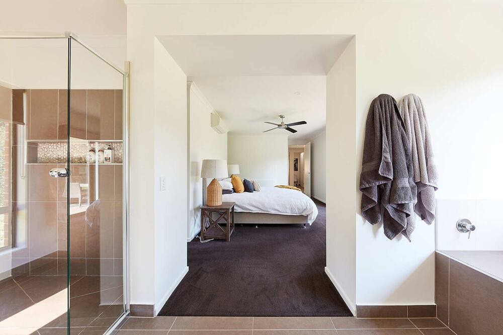 Photo of Bedroom in Pennyroyal