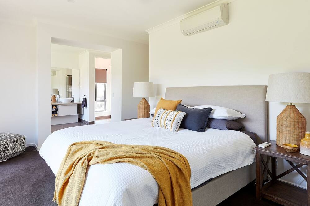Photo of Bedroom in Pennyroyal
