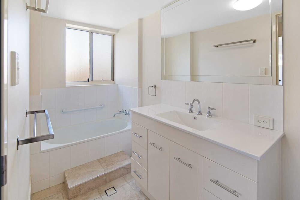 Photo of Bathroom in Biggera Waters