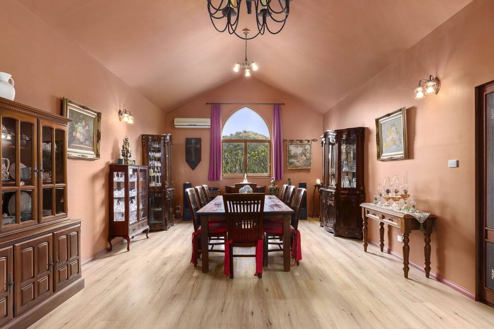 Photo of Livingroom in Bonville