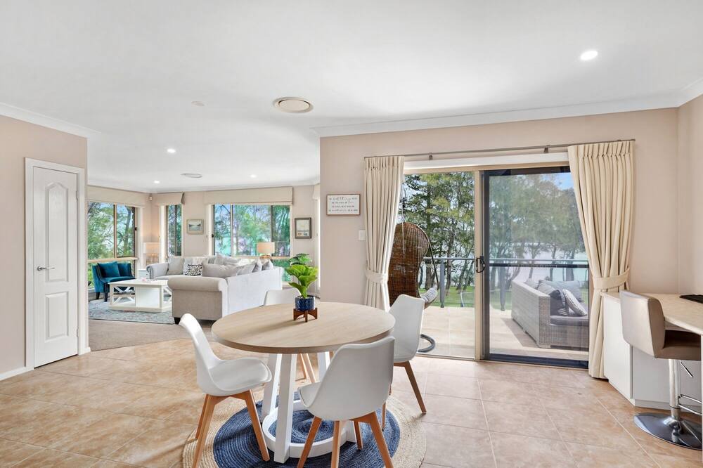 Photo of Livingroom in Rocky Point