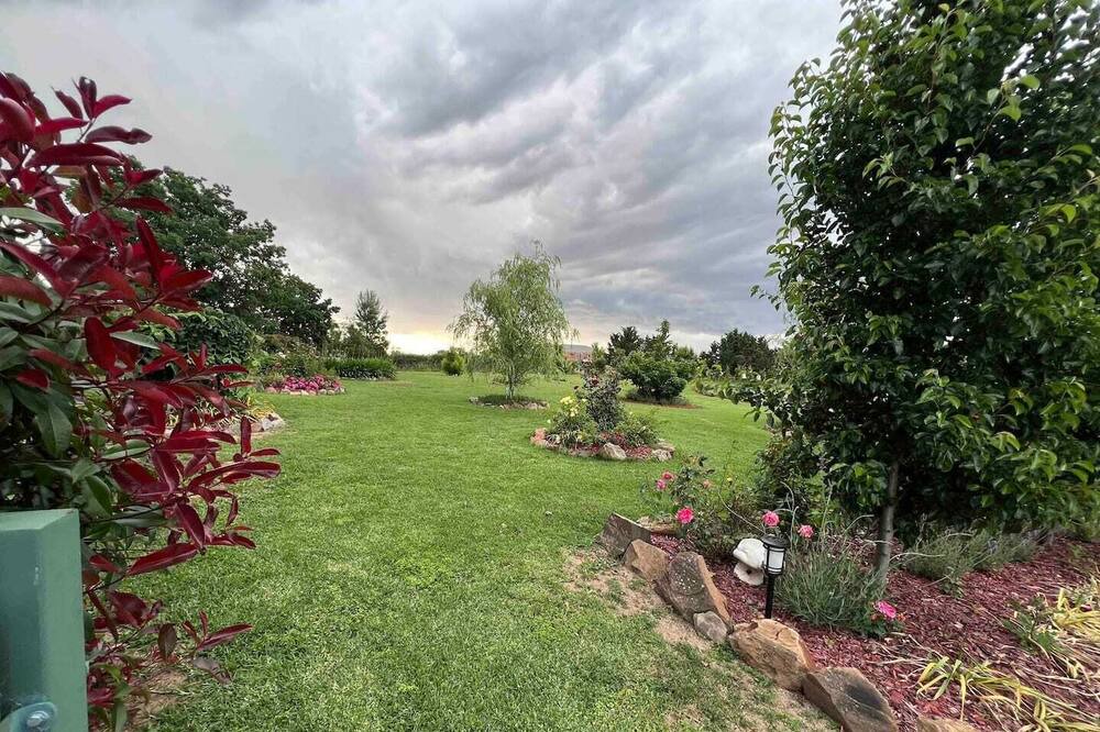Photo of Outdoor in Robin Hill