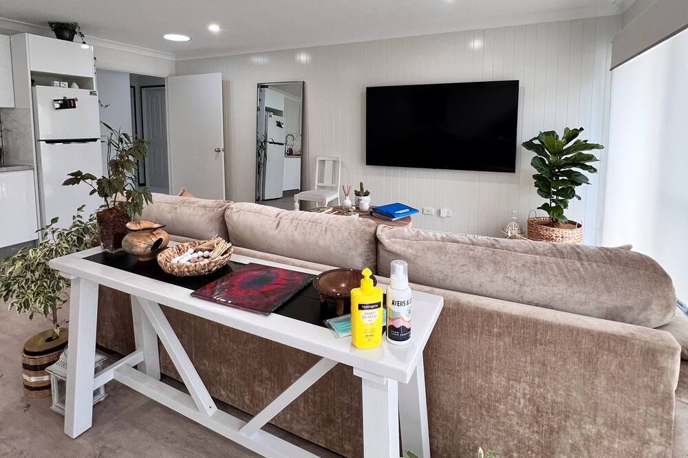 Photo of Livingroom in Robin Hill