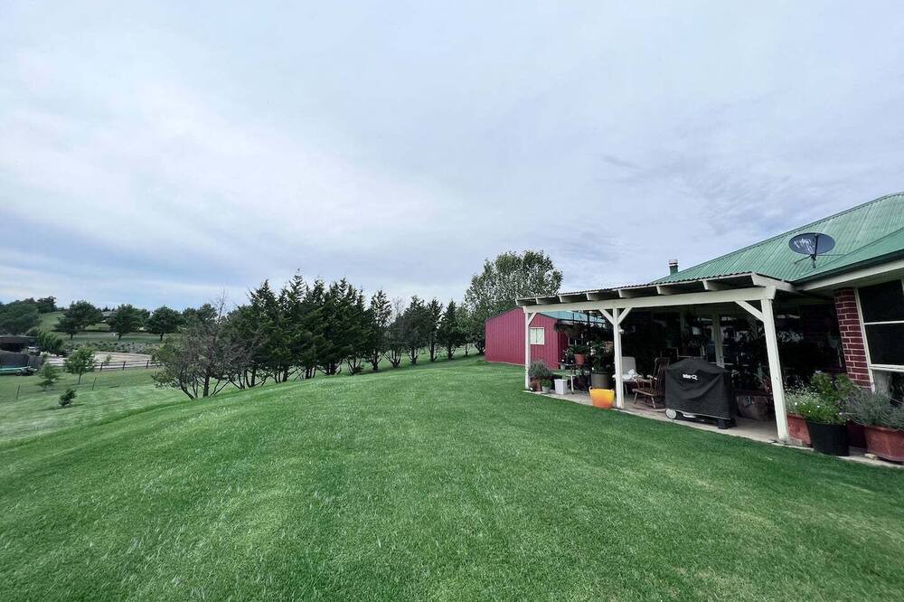 Photo of Outdoor in Robin Hill
