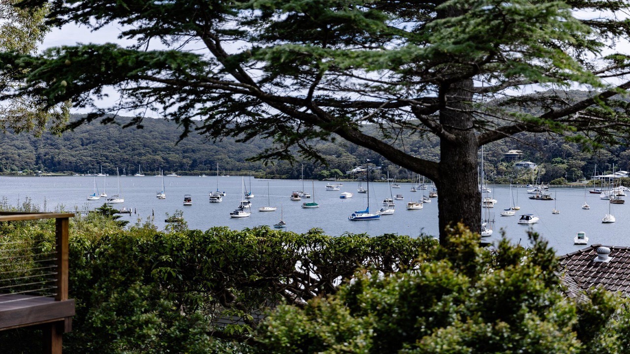 Photo of Buildings in Hardys Bay