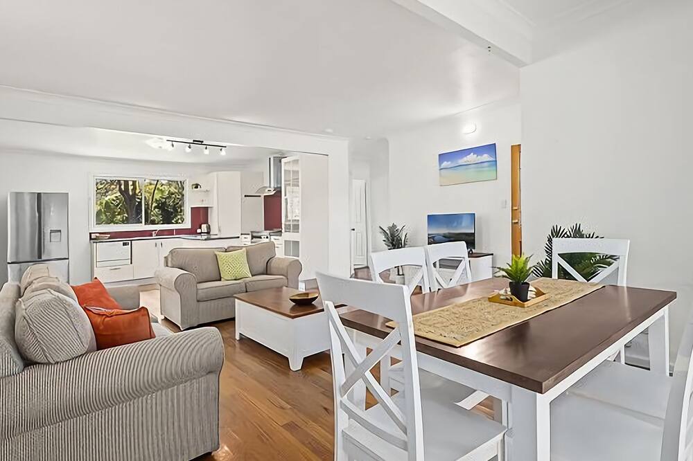 Photo of Livingroom in Mylestom