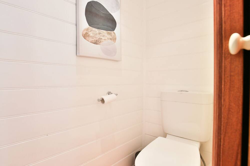 Photo of Bathroom in Nowra