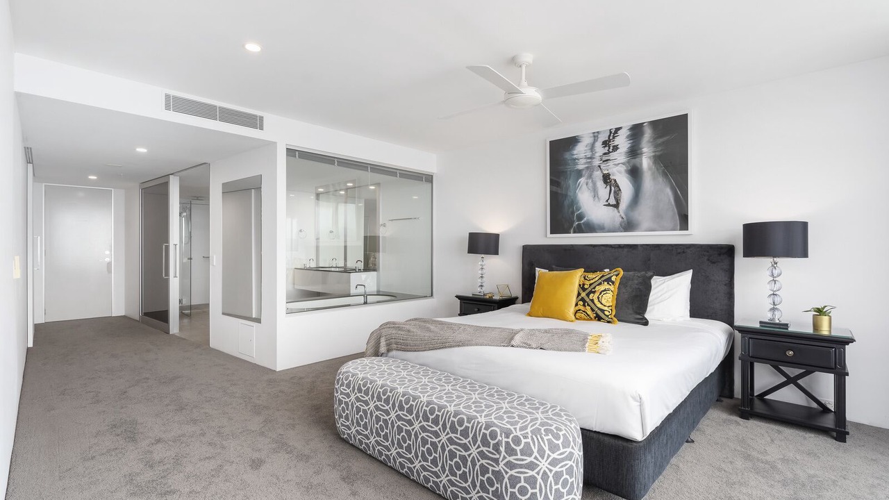 Photo of Others in Surfers Paradise