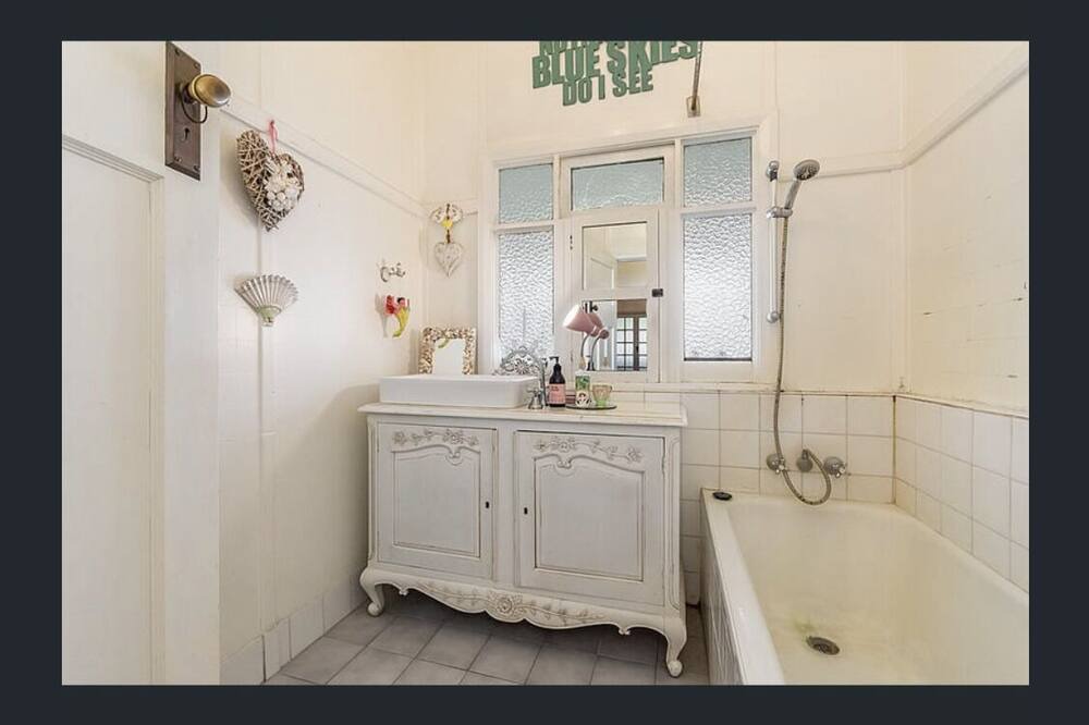 Photo of Bathroom in James Creek