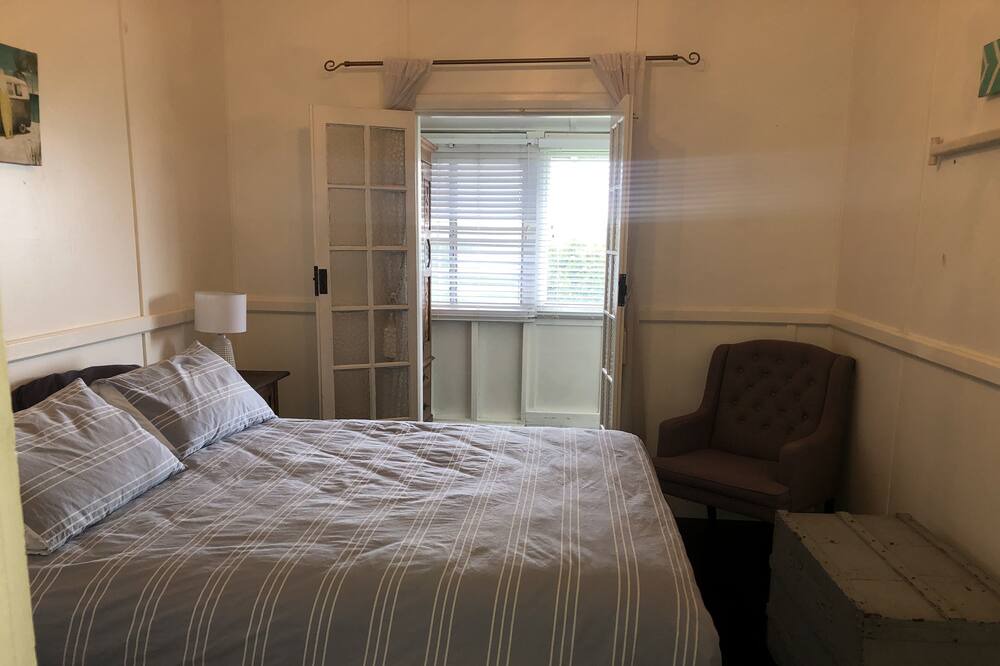 Photo of Bedroom in James Creek