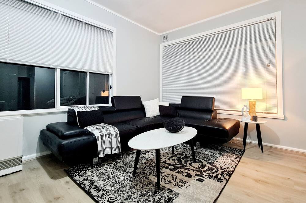 Photo of Livingroom in Oberon