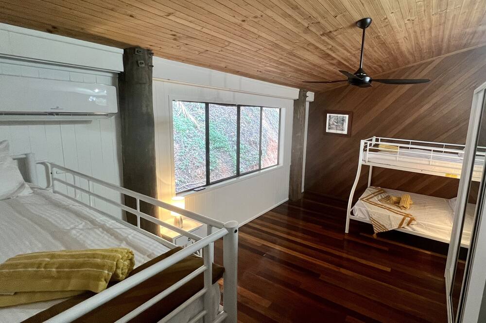 Photo of Bedroom in Wonga Beach