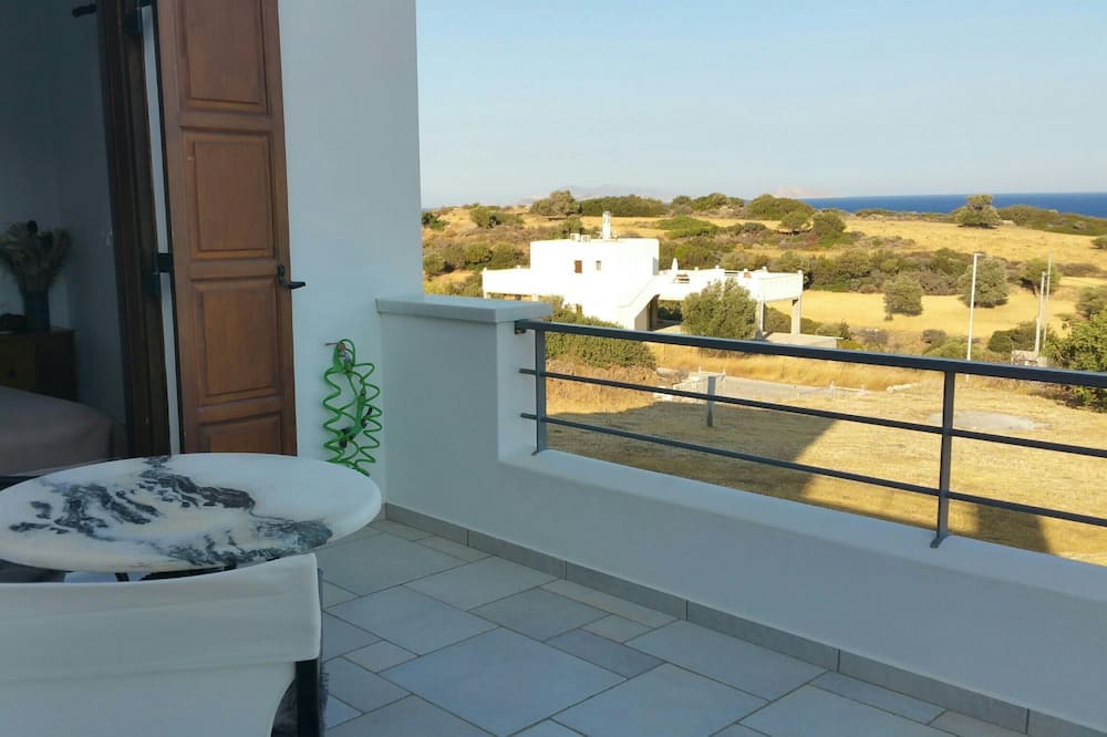 Photo of Patio Balcony in Naxos